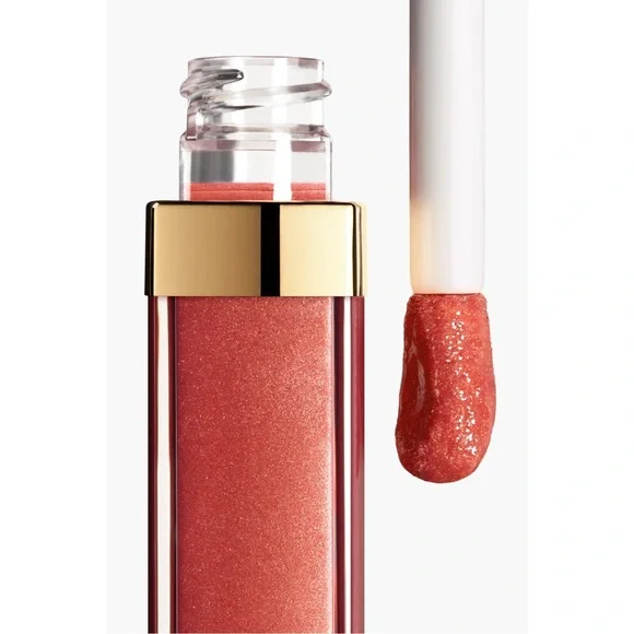 CHANEL Rouge Coco Gloss Moisturizing Glossimer - Burnt Sugar 724 - Picture 2 of 7